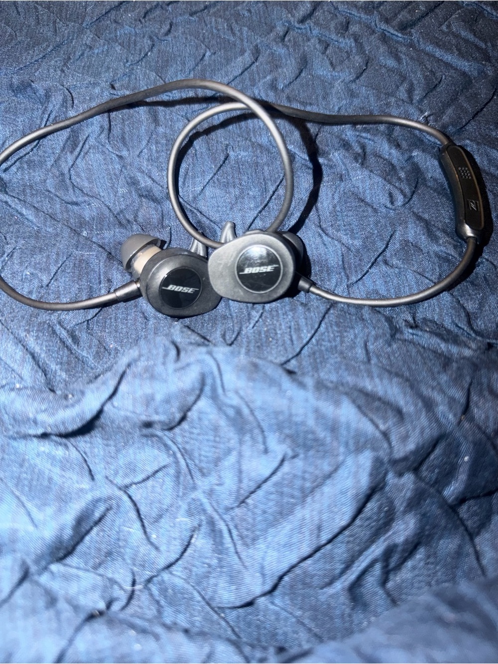 Bose Black Wireless Neckband In-Ear Headphones soundsport